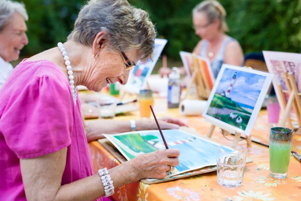 How Can Arts and Crafts Benefit the Elderly?